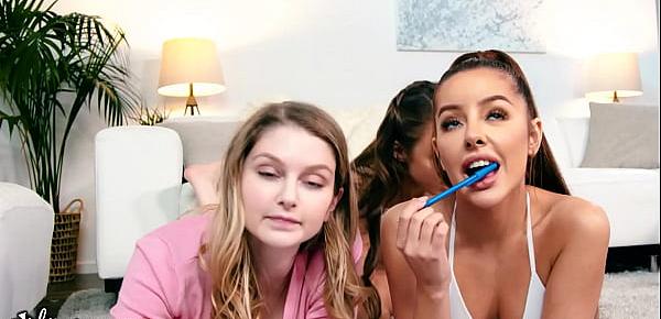  GIRLSWAY 3-Way Remote Class With Vanna Bardot And Gia Derza